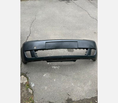 Бампер передний opel Meriva 03-06 бензин. 